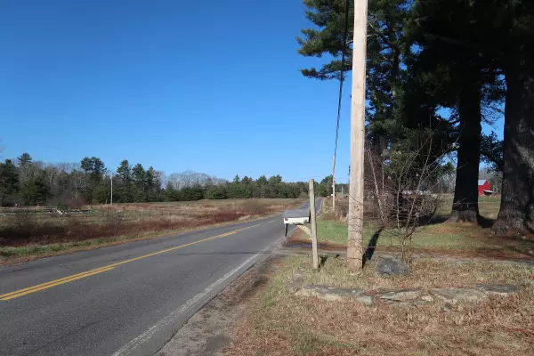 Whitefield, ME 04353,736 E River RD