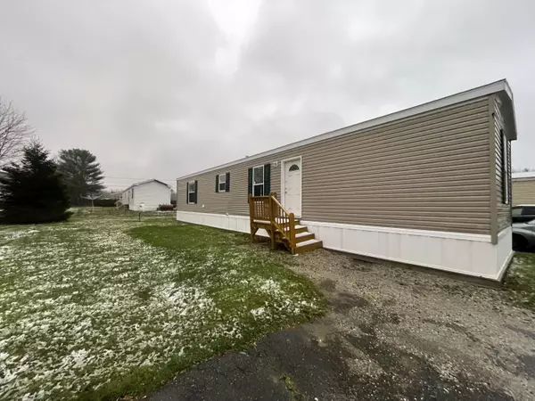 Vassalboro, ME 04989,6 Oxford RD