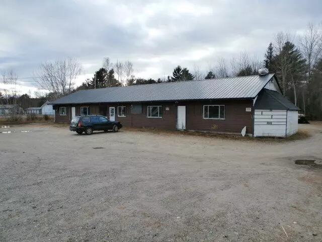 Wilton, ME 04294,392 US RT 2