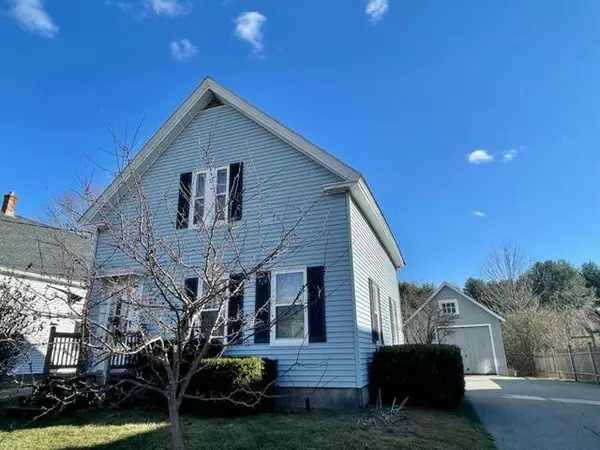 33 Meader ST, North Berwick, ME 03906