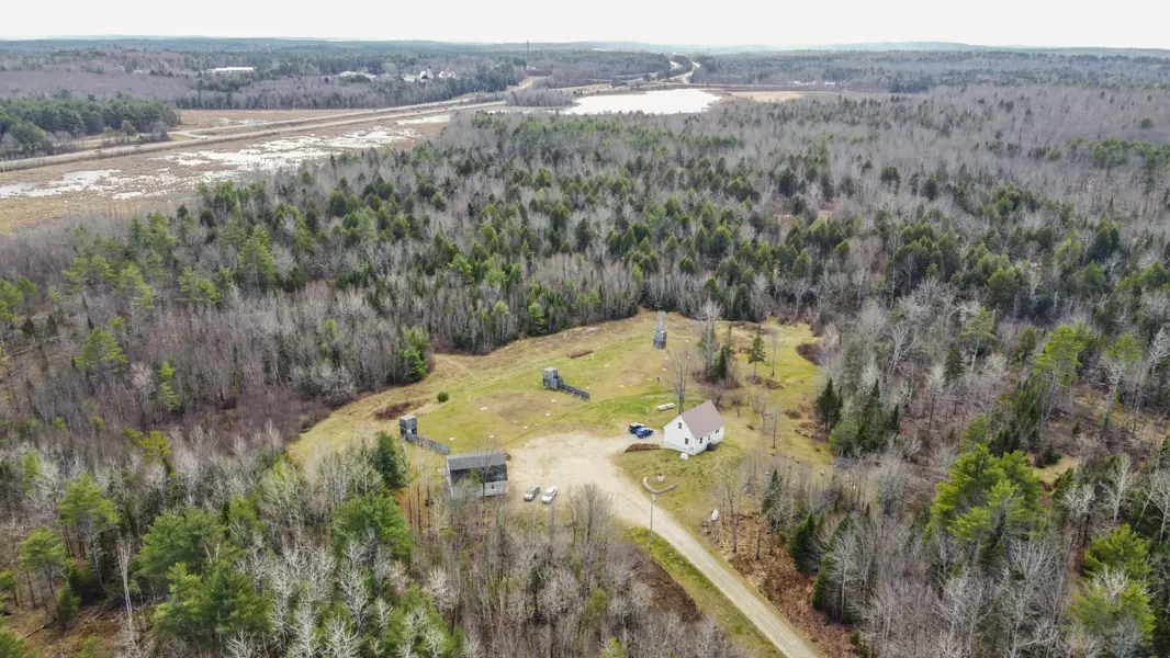 502 Langdon RD, Richmond, ME 04357