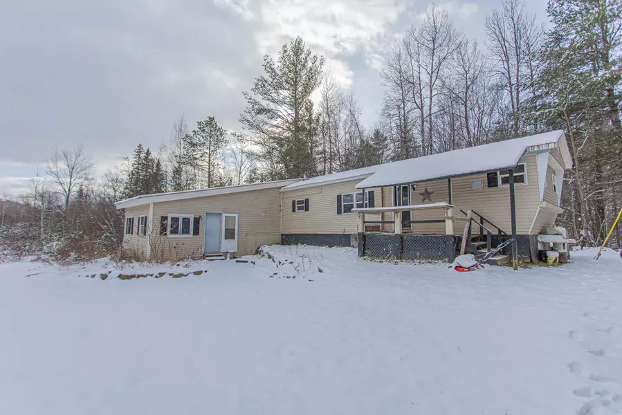 49 Reeds Mills RD, Madrid Twp, ME 04966