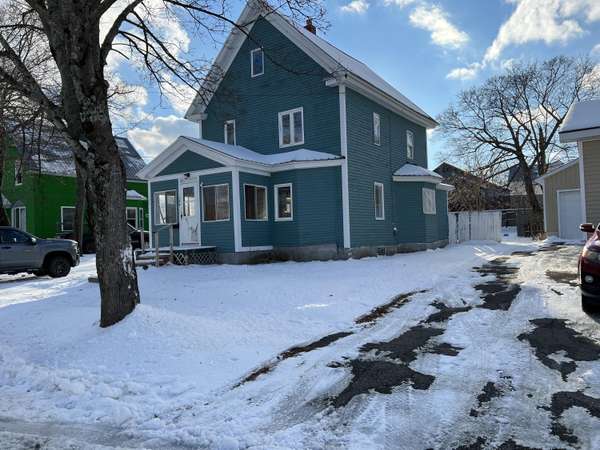 126 Lincoln ST, Millinocket, ME 04462