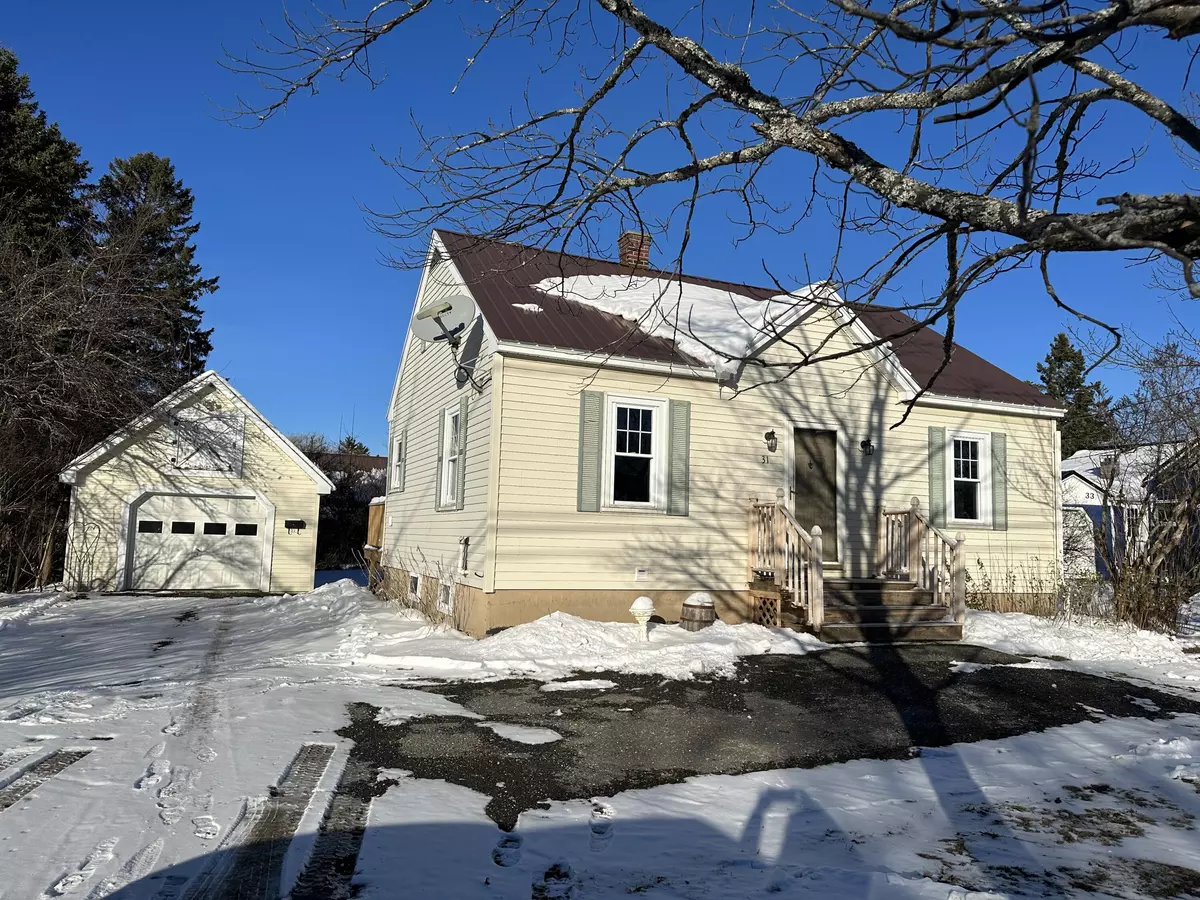 Presque Isle, ME 04769,31 Cedar ST