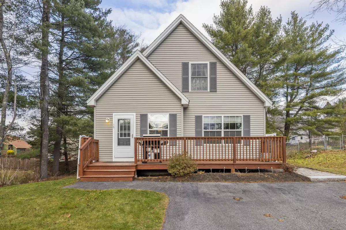 Westbrook, ME 04092,19 Lucille ST