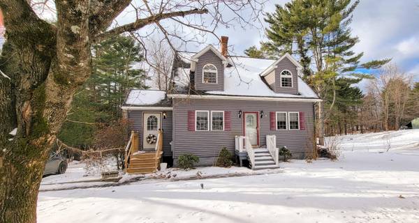 54 Fairview AVE, Dover-foxcroft, ME 04426