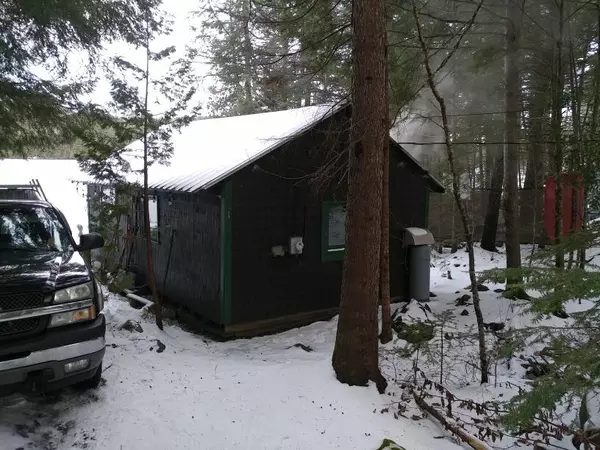 Willimantic, ME 04443,51 2nd Davis Pond Road