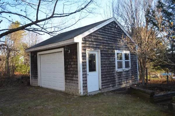 Wiscasset, ME 04578,40 Ready Point RD