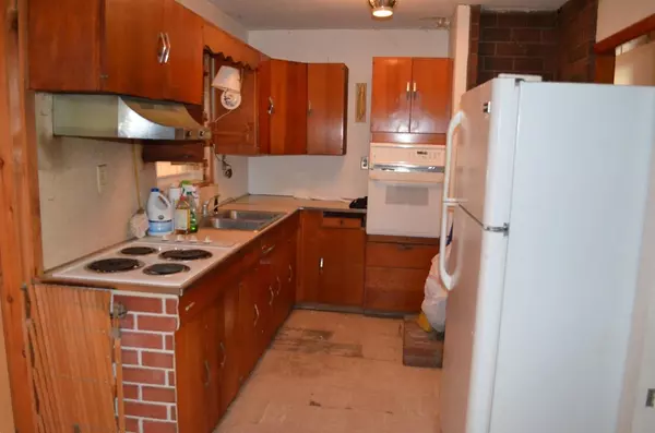 Wiscasset, ME 04578,40 Ready Point RD