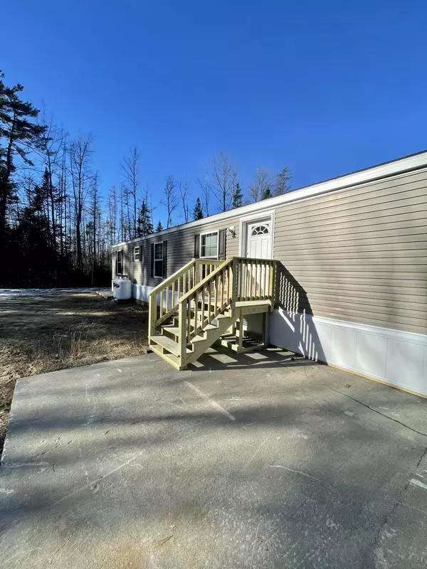 Greenbush, ME 04418,1194 Cardville RD