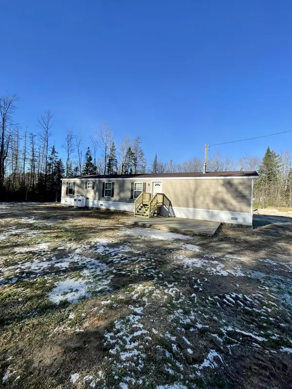 1194 Cardville RD, Greenbush, ME 04418