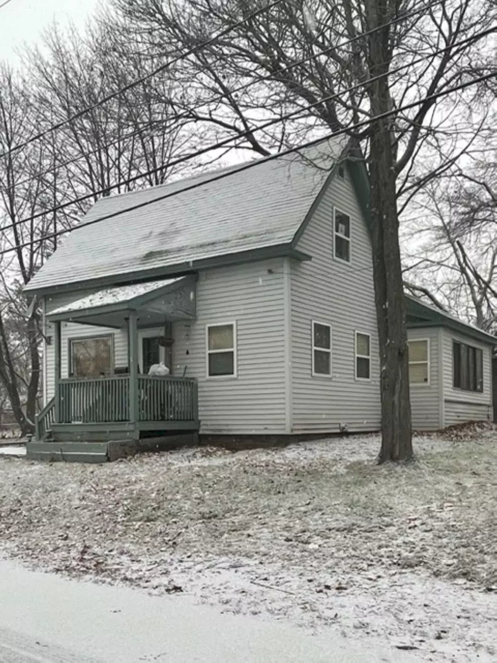 Madison, ME 04950,9 Perkins ST