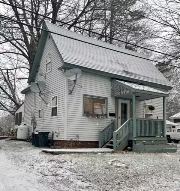 Madison, ME 04950,9 Perkins ST