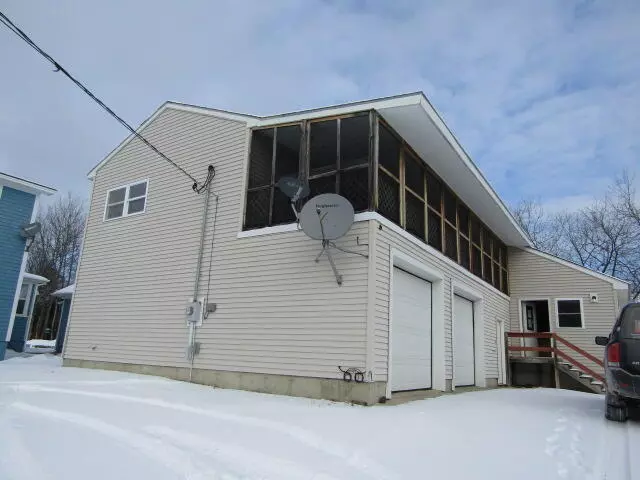 Millinocket, ME 04462,277 Highland AVE