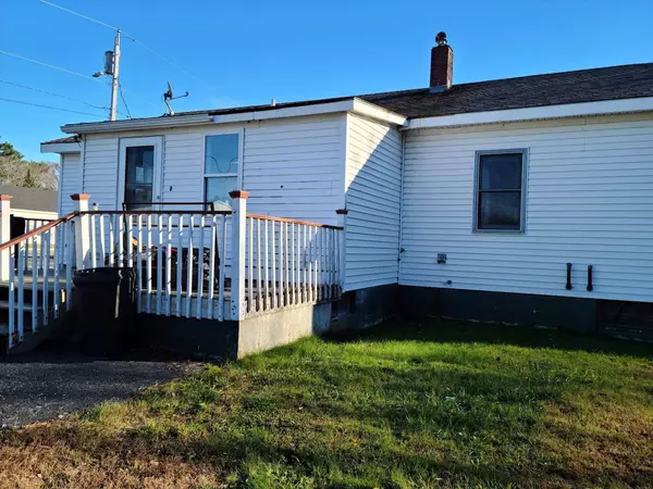 Milford, ME 04461,16 School ST