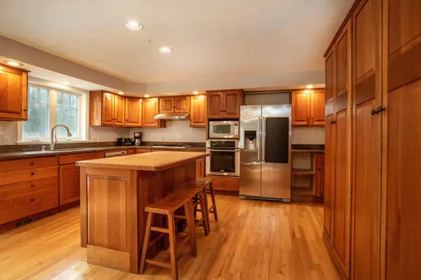 Brunswick, ME 04011,26 Beech DR