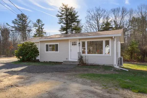 874 Sanford RD, Wells, ME 04090