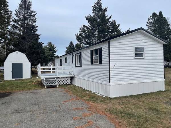 293 Kelley Mobile Home PARK, Millinocket, ME 04462