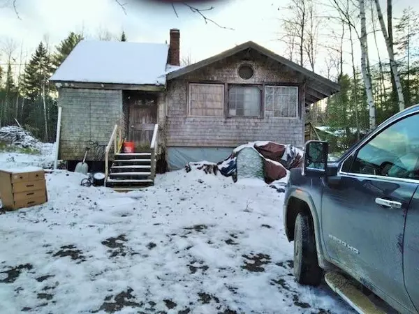 255 Cross Road, Greenfield Twp, ME 04418