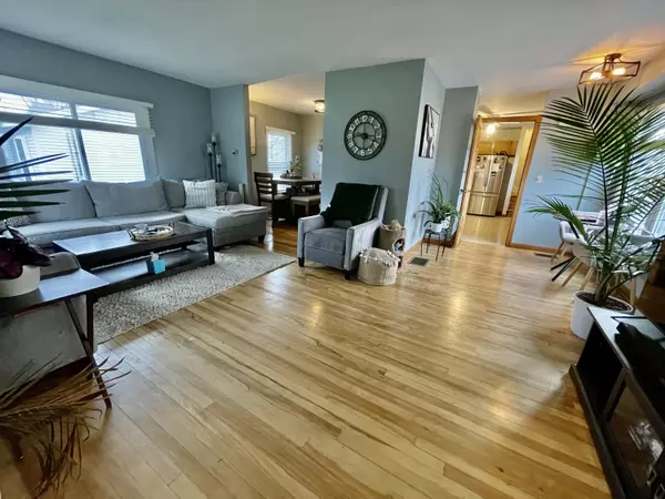 South Portland, ME 04106,104 Huntress AVE