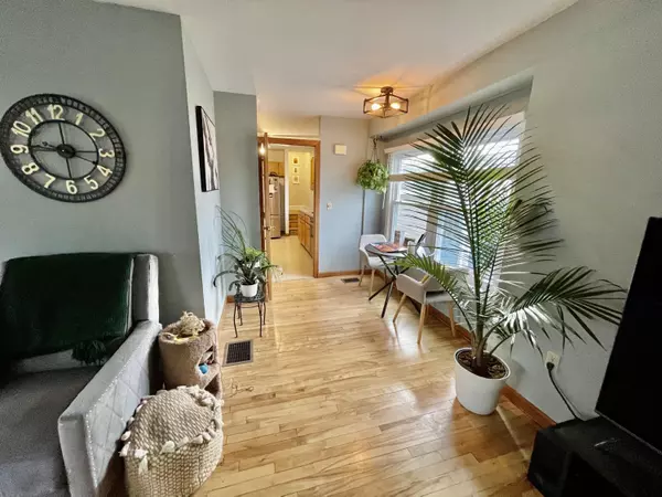 South Portland, ME 04106,104 Huntress AVE