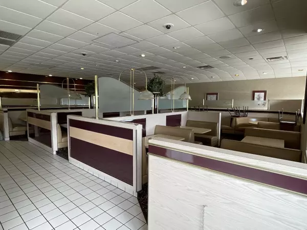 Presque Isle, ME 04769,725 Main ST