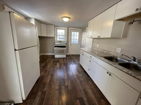 Limerick, ME 04048,34 Main ST