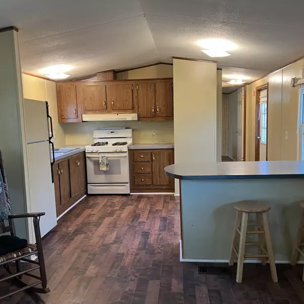 Wiscasset, ME 04578,1051 Gardiner RD #11