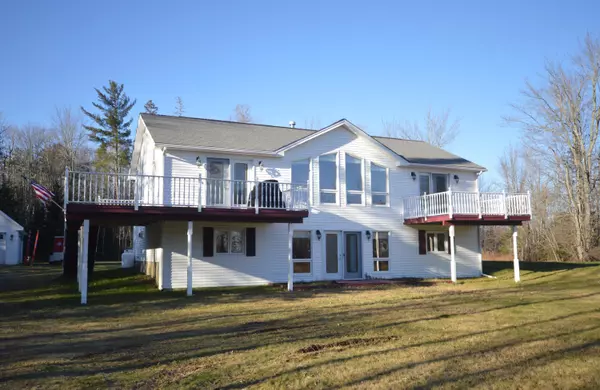 21 Mccarty RD, Glenburn, ME 04401