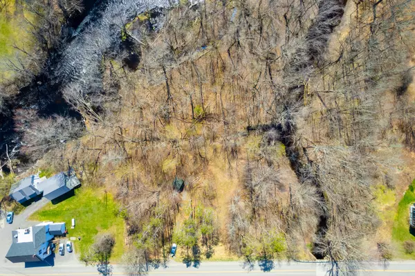 Detroit, ME 04929,8 River Road RD