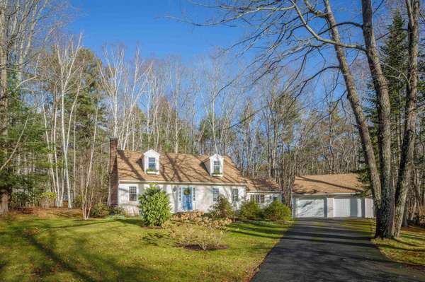 11 Rockbrook DR, Camden, ME 04843