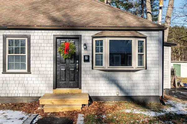 Kittery, ME 03904,5-7 MacDougal ST