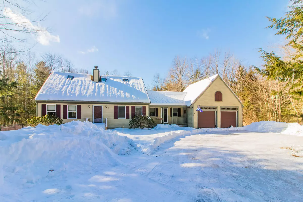 Freeport, ME 04032,17 Curtis RD