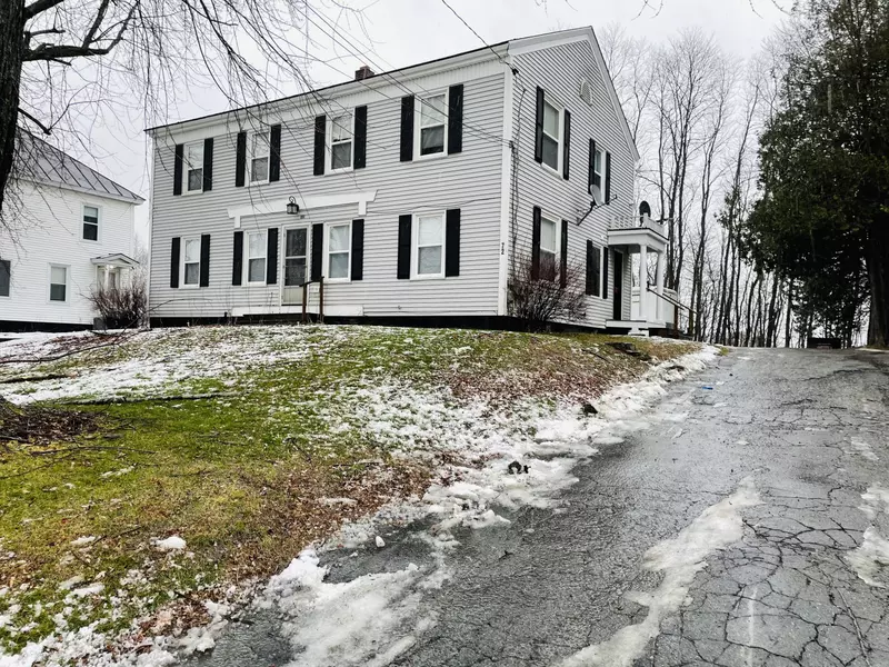 72 Summer ST, Waterville, ME 04901