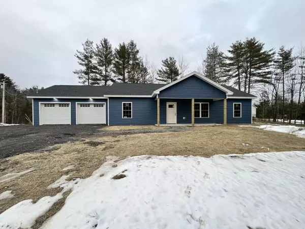 100 Pine Grove LN, Etna, ME 04434