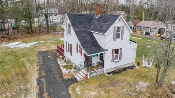 22 Pine ST, Milford, ME 04461