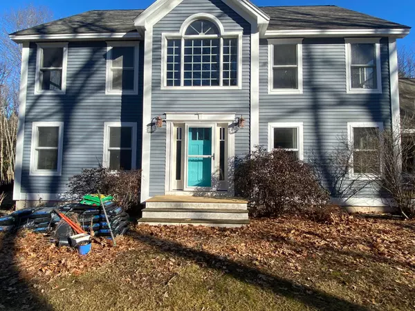 Raymond, ME 04071,11 Presidential VW