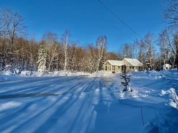 Hiram, ME 04041,315 Richardson RD