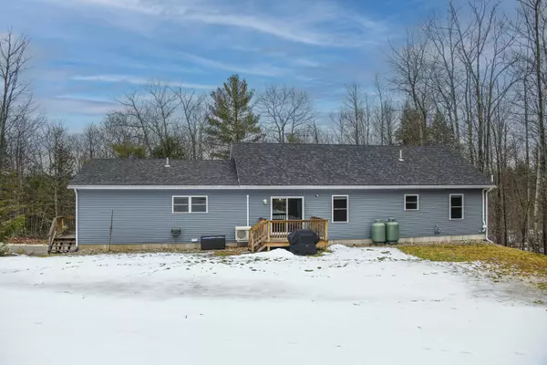 Norway, ME 04268,46 Yagger RD