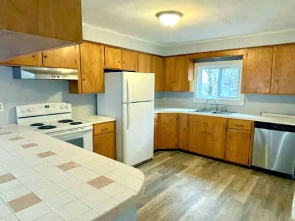 Waterville, ME 04901,68 Yeaton ST