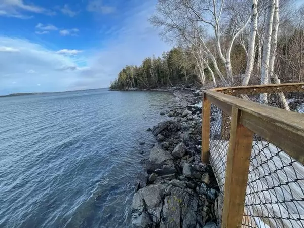 Lubec, ME 04652,1065 Straight Bay RD