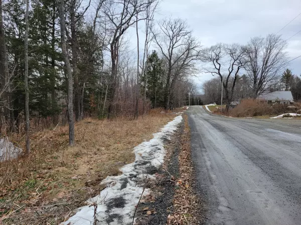 Mount Vernon, ME 04352,462 Ithiel Gordon RD