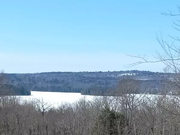 Mount Vernon, ME 04352,462 Ithiel Gordon RD