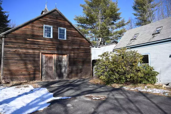 Pownal, ME 04069,27 Fickett RD