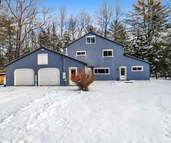 16 Deer RUN, Mount Vernon, ME 04352