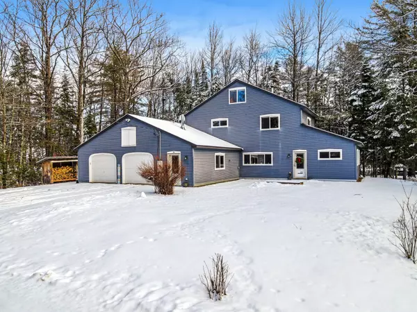 Mount Vernon, ME 04352,16 Deer RUN