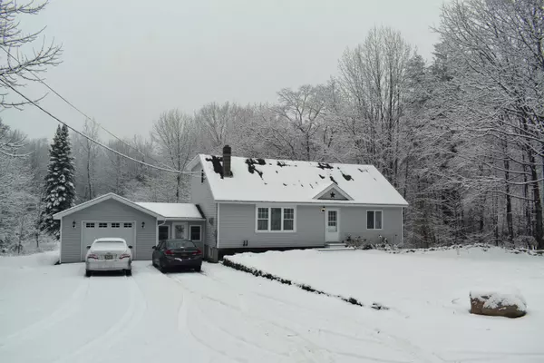 534 Harrison RD, Naples, ME 04055