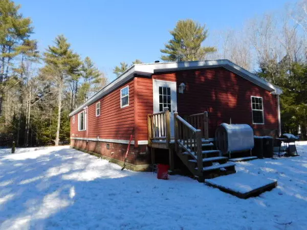 Mechanic Falls, ME 04256,22 Raspberry Hill RD