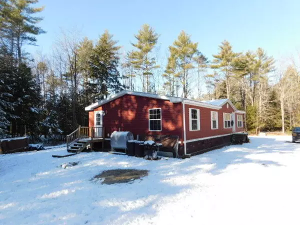 Mechanic Falls, ME 04256,22 Raspberry Hill RD