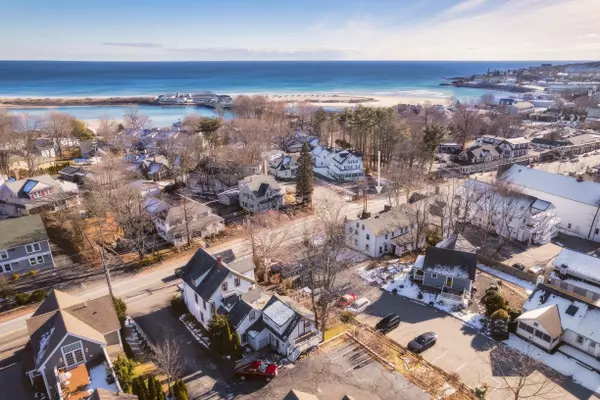 Ogunquit, ME 03907,277 Main ST #1